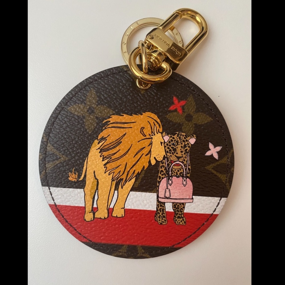 Louis Vuitton bag charm Xmas Panther